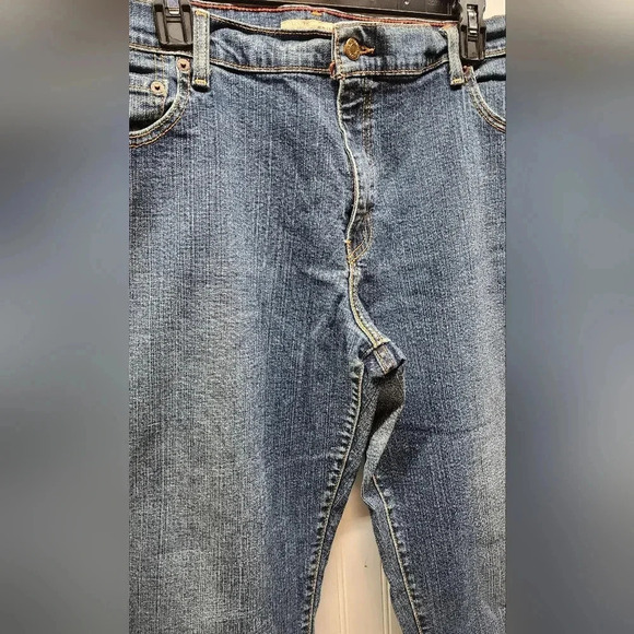 Levi's Relaxed Bootcut 550 16 S Medium Wash Good Condition - Picture 11 of 16